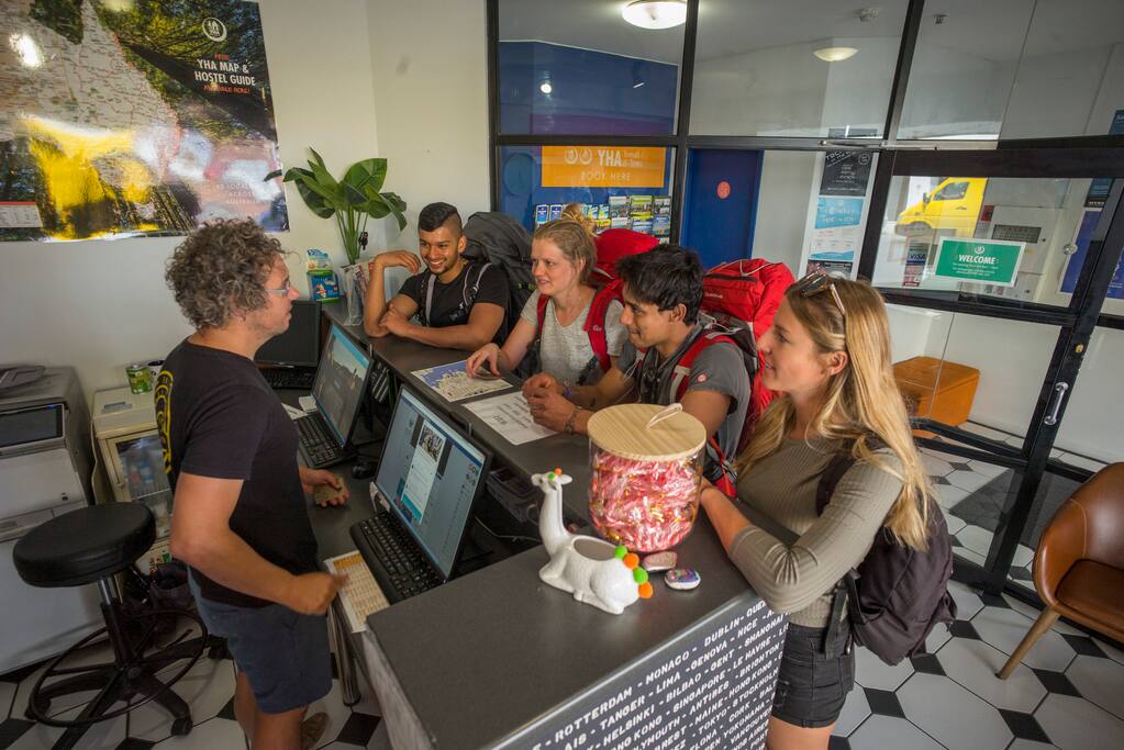 Reception open 8am-10pm