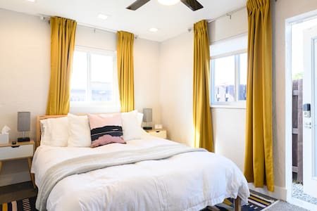 The Chill Room- Tiny home living