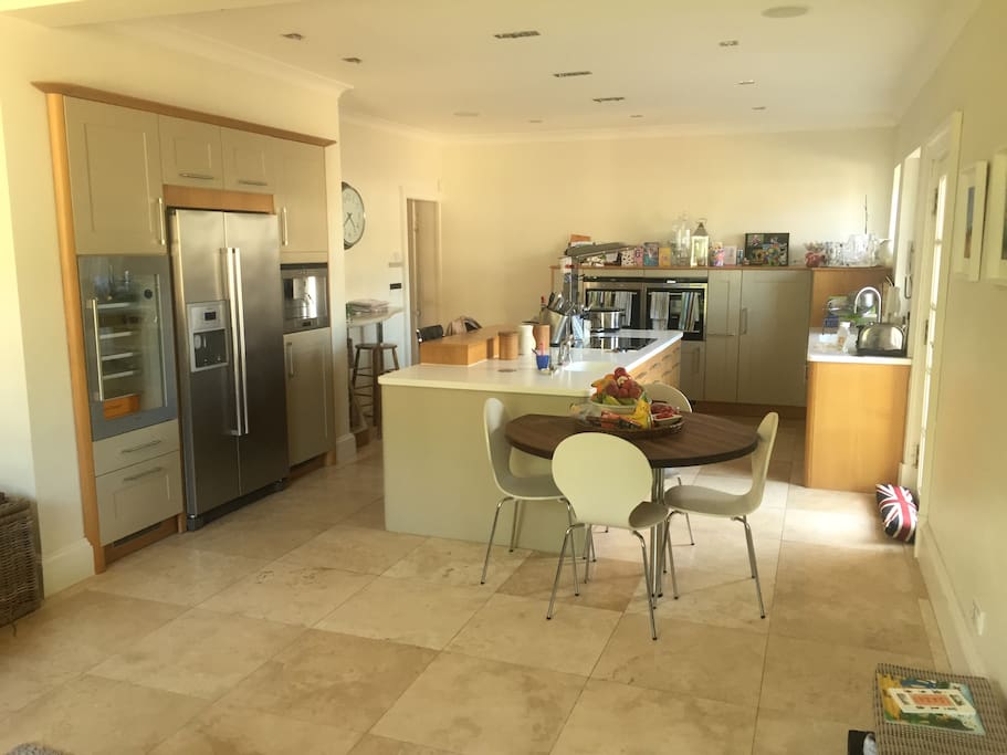 Kitchen/diner/living room.