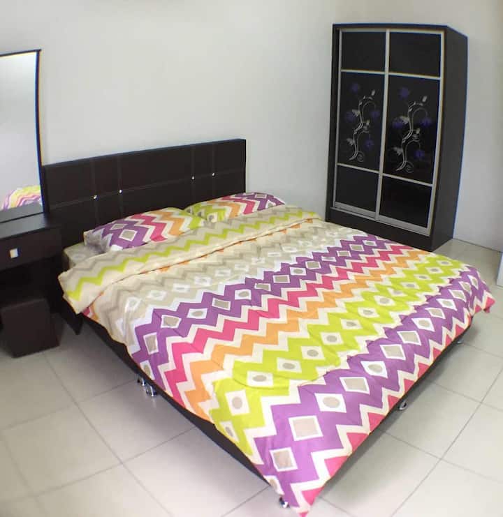 Place to stay in Kluang · ★4.72 · 3 bedrooms · 4 beds · 2 baths