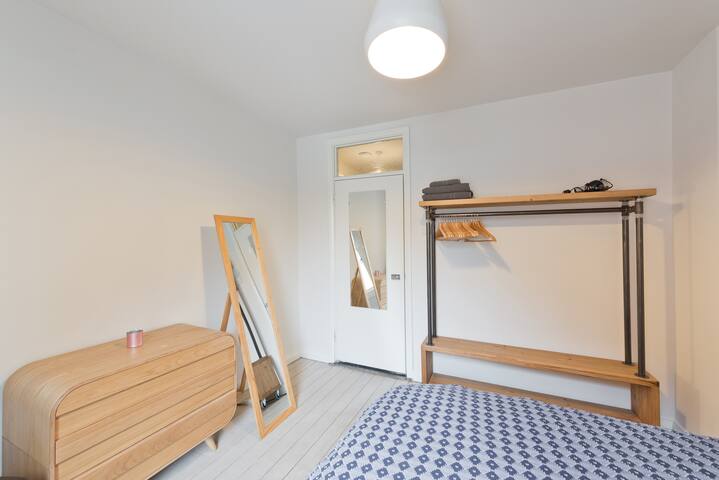 Modern house in Dublin’s city centre gallery image 5