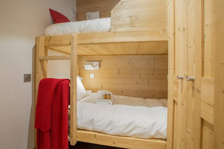 Appartement Asta : chambre avec lits superposés - Alpes surélevées