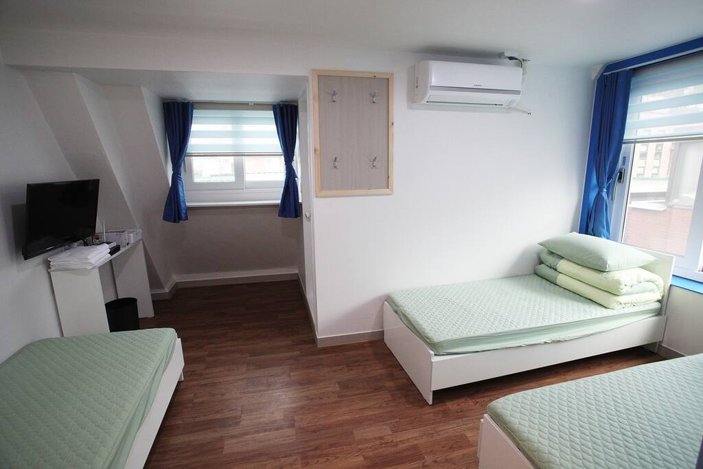 3persons room random type1
