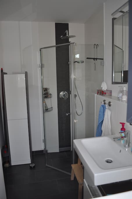 Badezimmer/Toilette