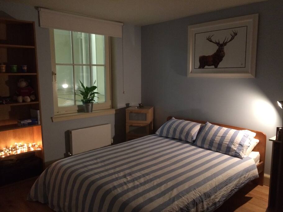 Cosy, quiet and comfortable.