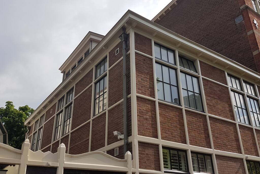 Complete Canal Villa