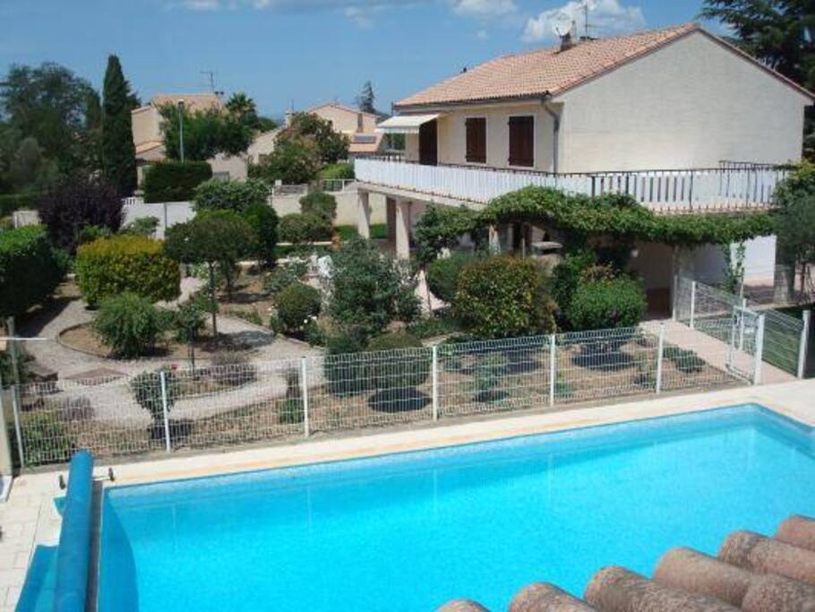 Piscine à disposition des voyageurs