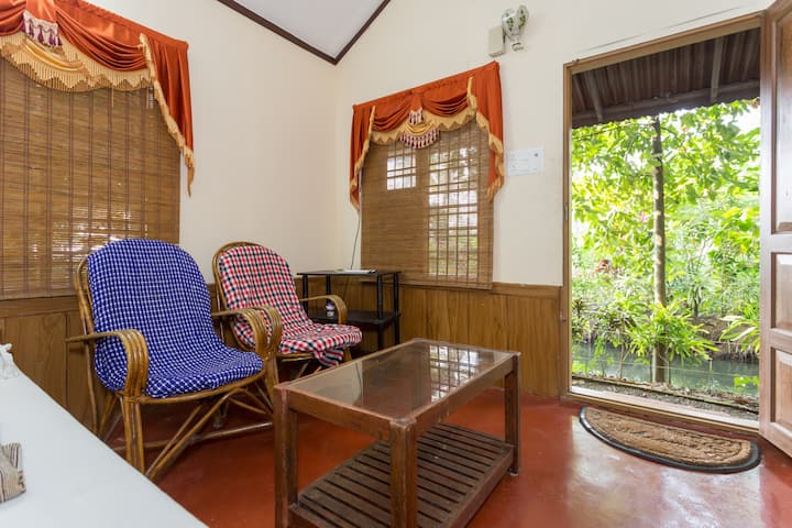 Enclave-lake View Twin Bedded Cottage - Kumarakom