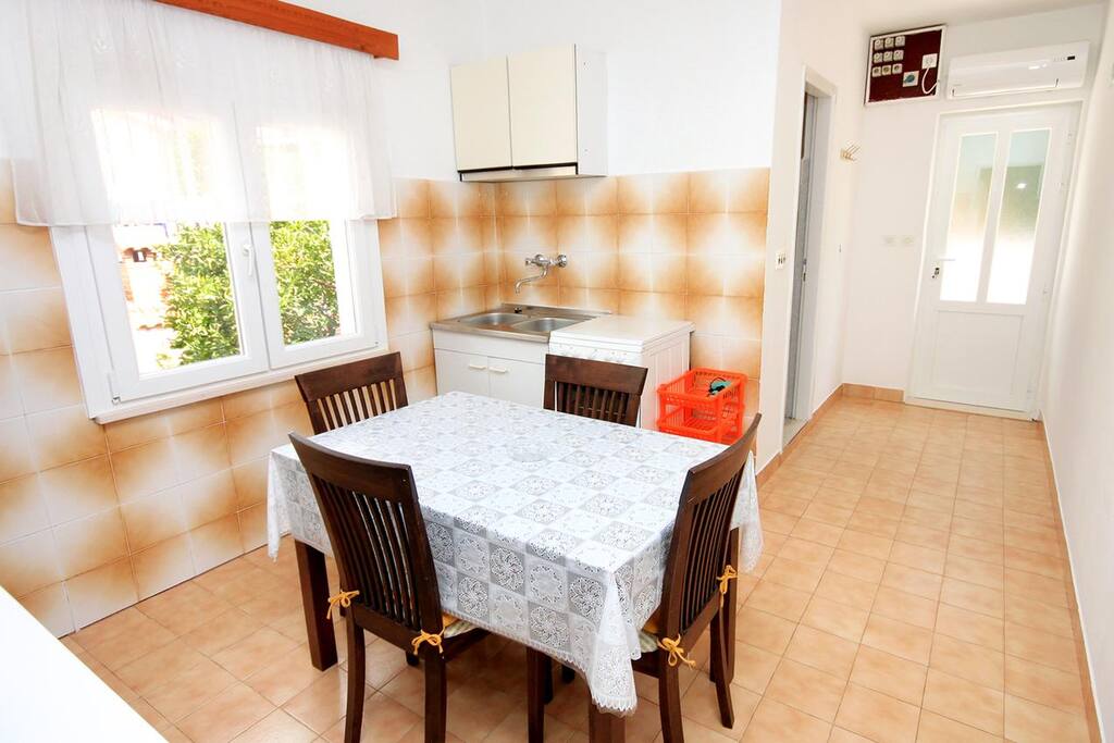 Dining room, Surface: 7 m²