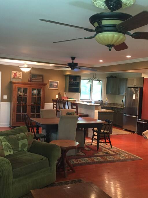 Open Kitchen