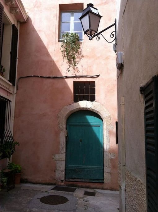 the green door