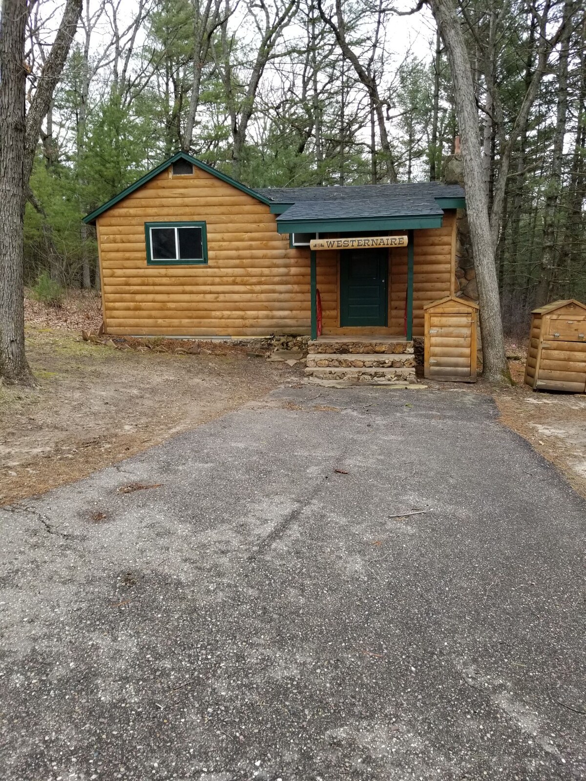 Westernairre 2 bedroom cabin sleeps 8 Cabins for Rent in Mauston