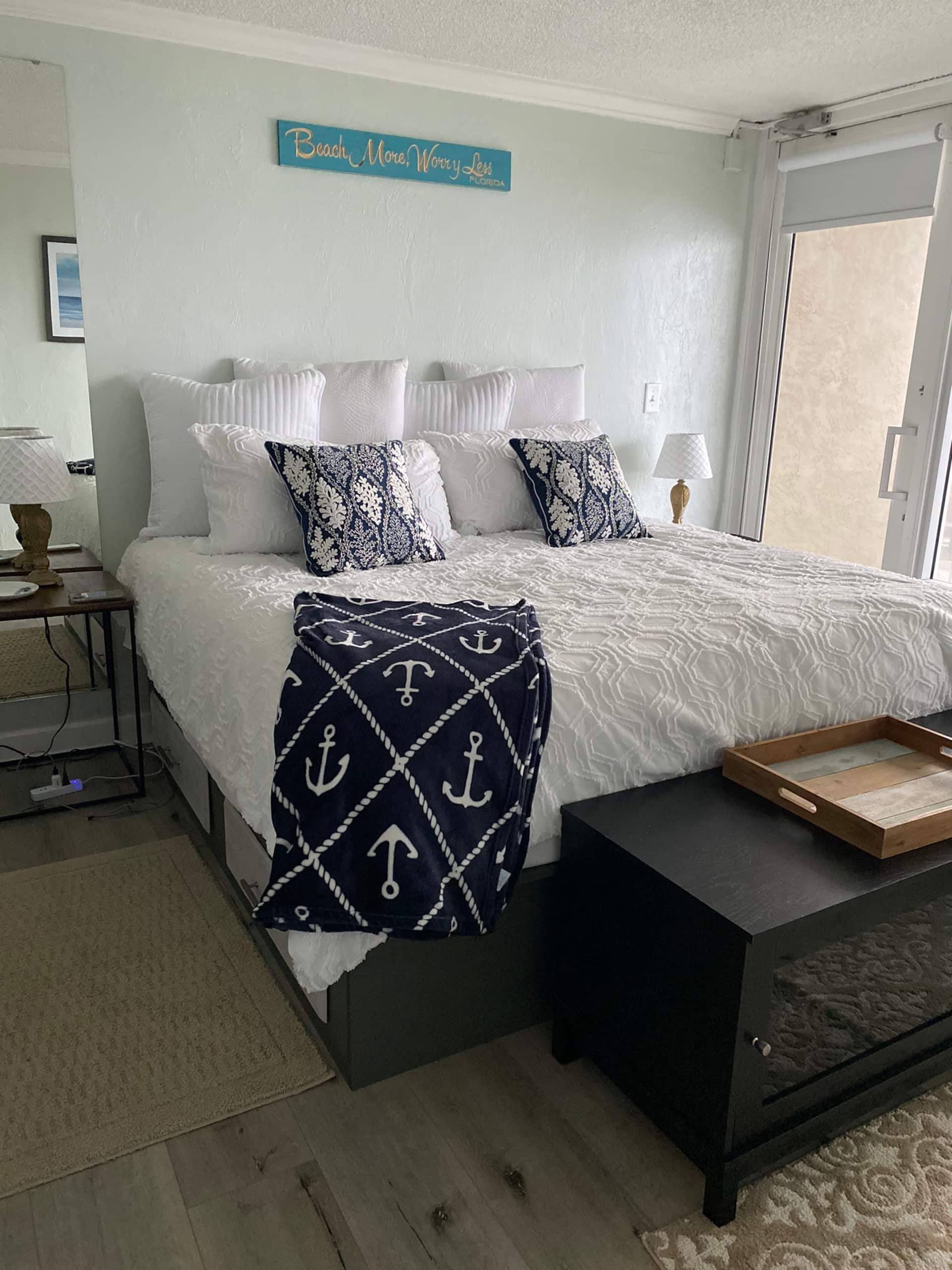 Beach Lovers Landing One Bdrm On Daytona Beach