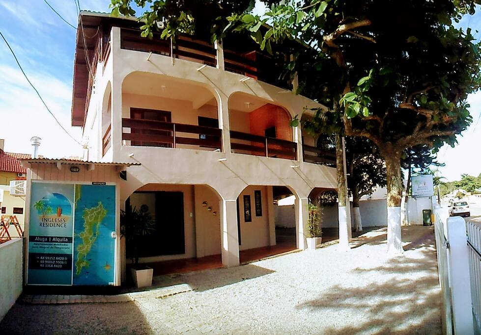 Fachada e recepção