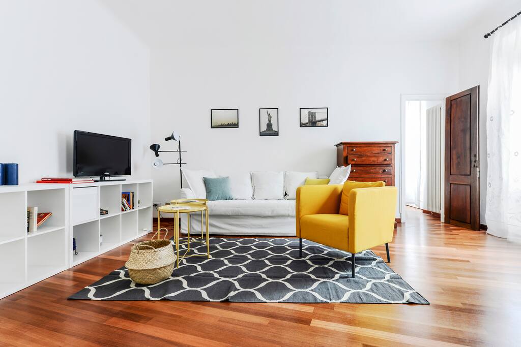 The Living room - The relax area: the bed sofa x2 & the TV