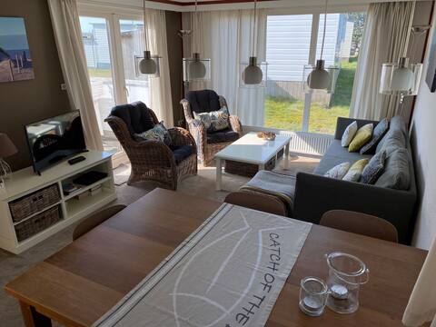 Popular Airbnb listing: Caravan 199 in a beautiful spot on Ameland in Ballum