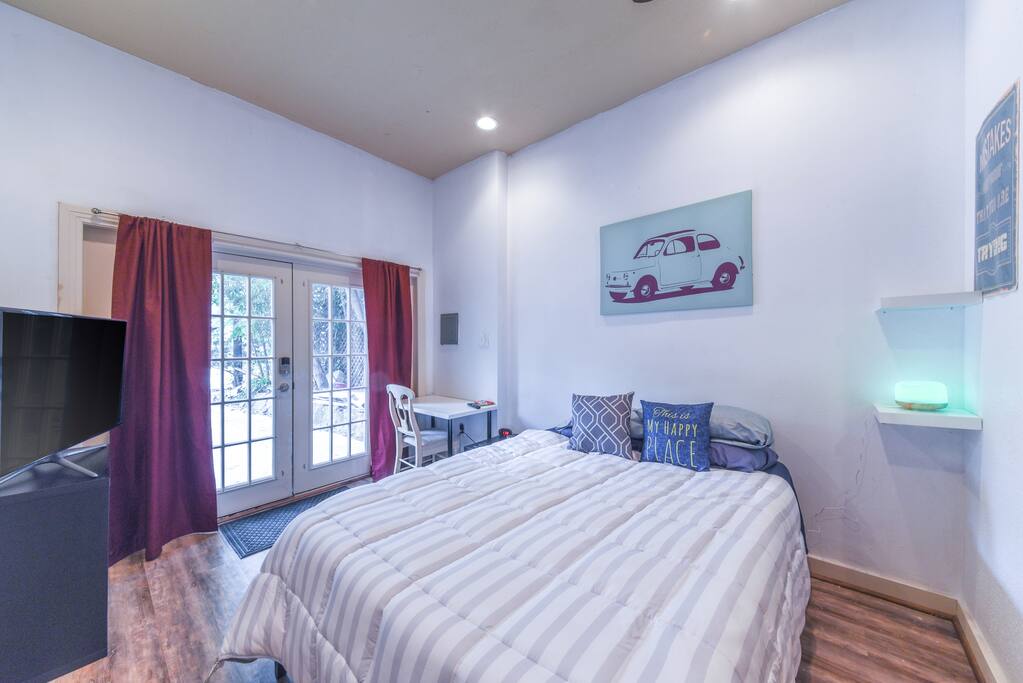 Queen bed