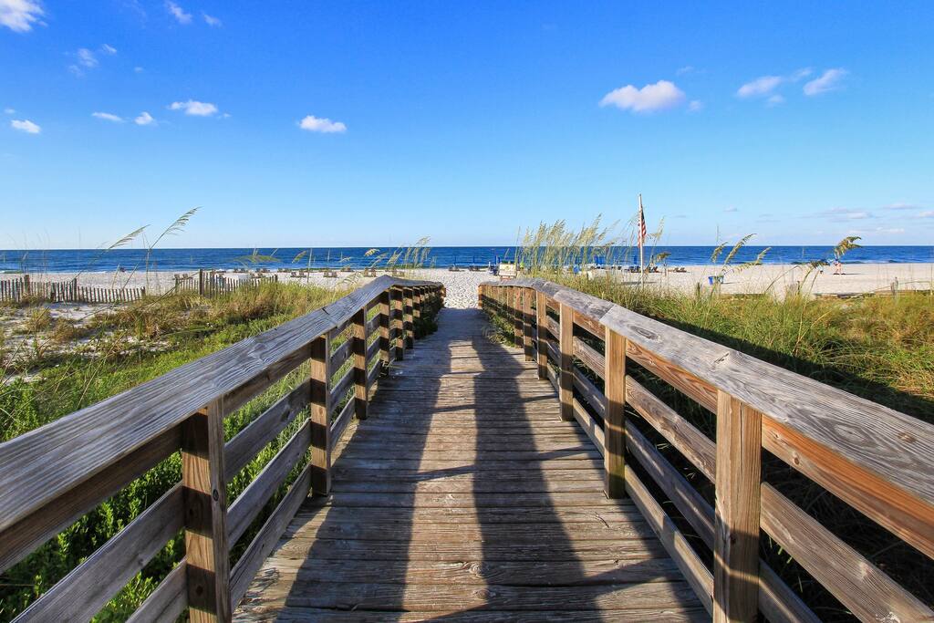 Short walkway to the sugar white sands in Gulf Shores, Alabama