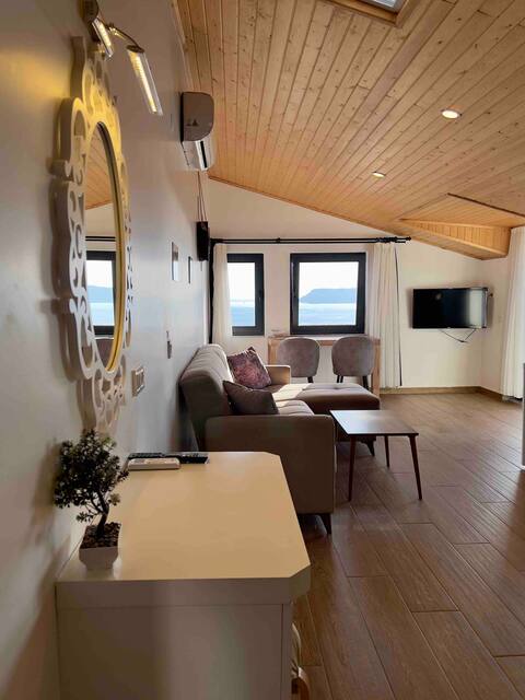 9/Sea views Studio with Jacuzzi in the center of Kaş