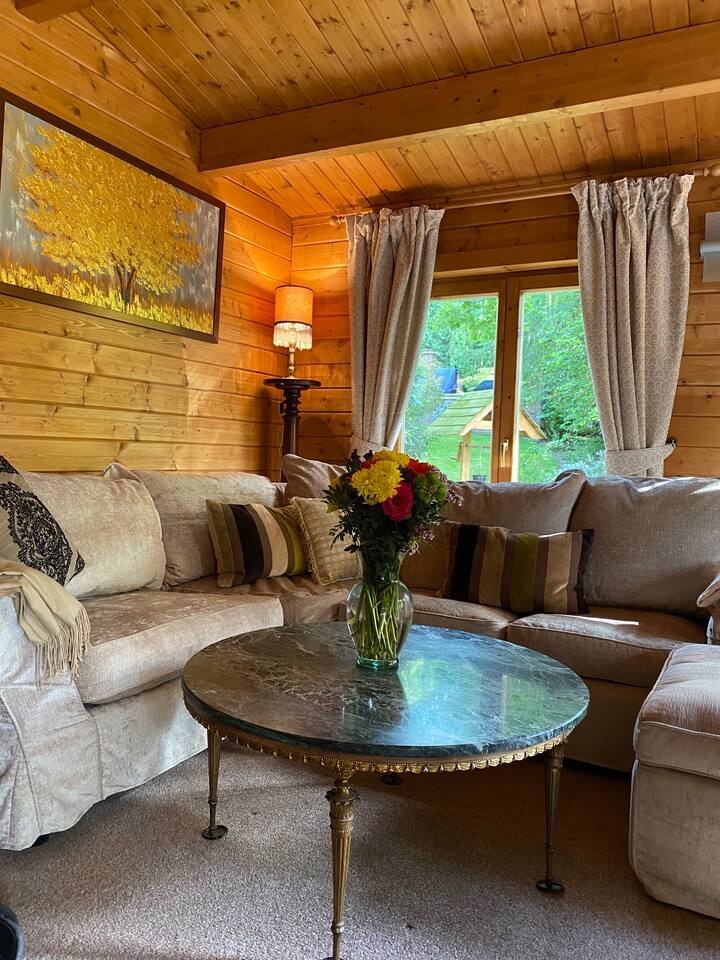 3 Bedroom Lodge/hotub/pool In Horsley Surrey Uk - Shere