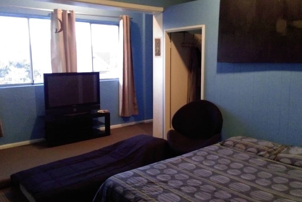 updated Bedroom view #3 (if you need a spare bed, it's available:)