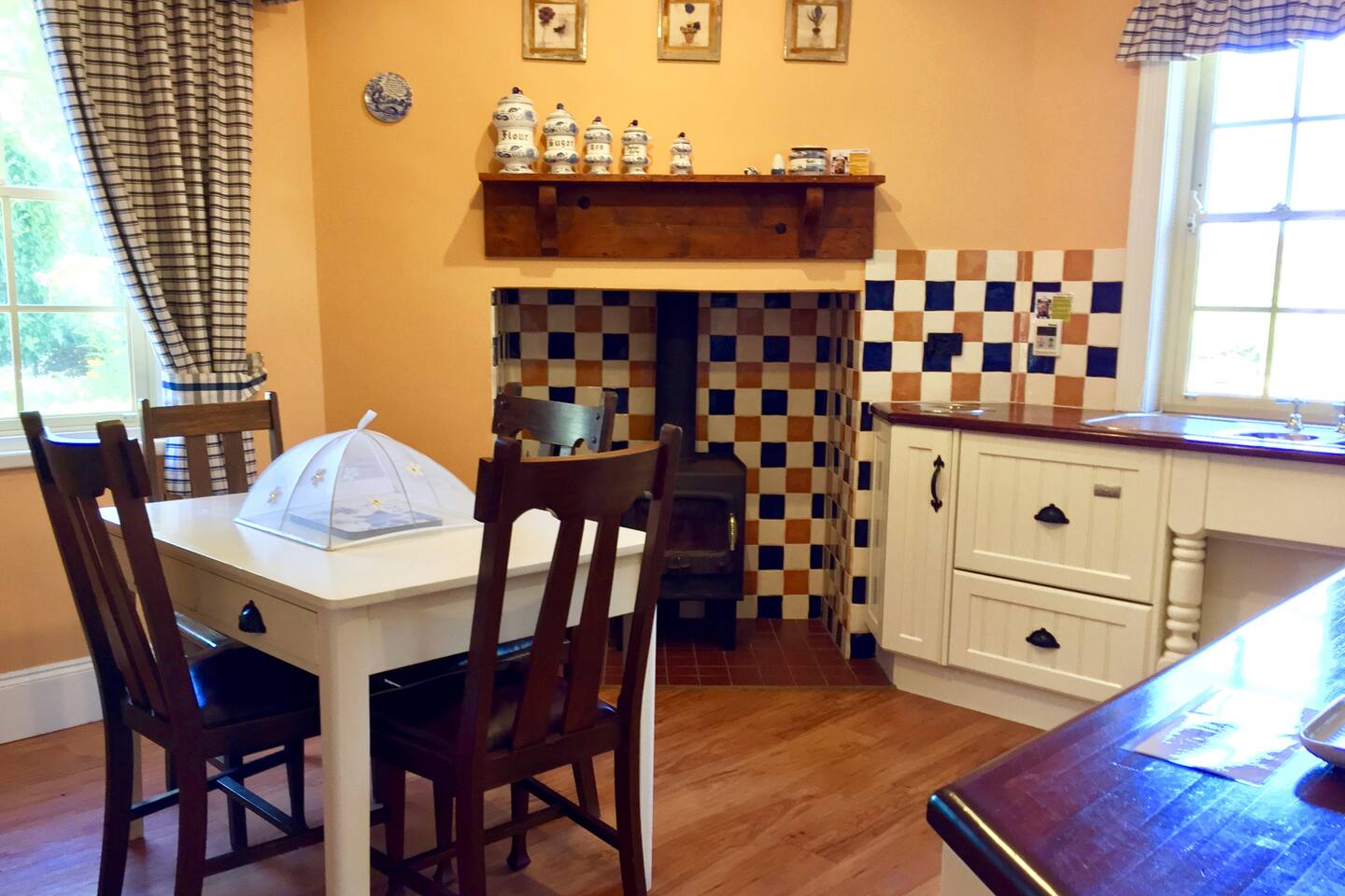 Linfield Cottage