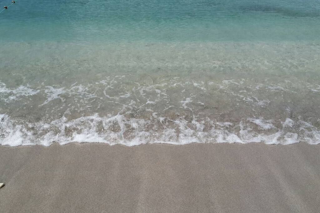 Anse Mitan à 200m