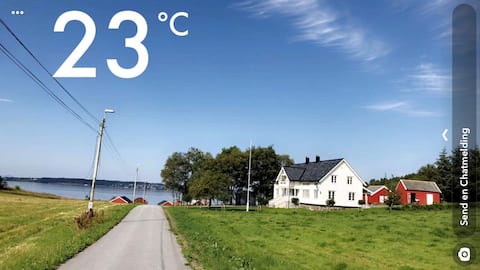 Top Airbnb: Idyllic place with lots of possibilities. in Hustadvika