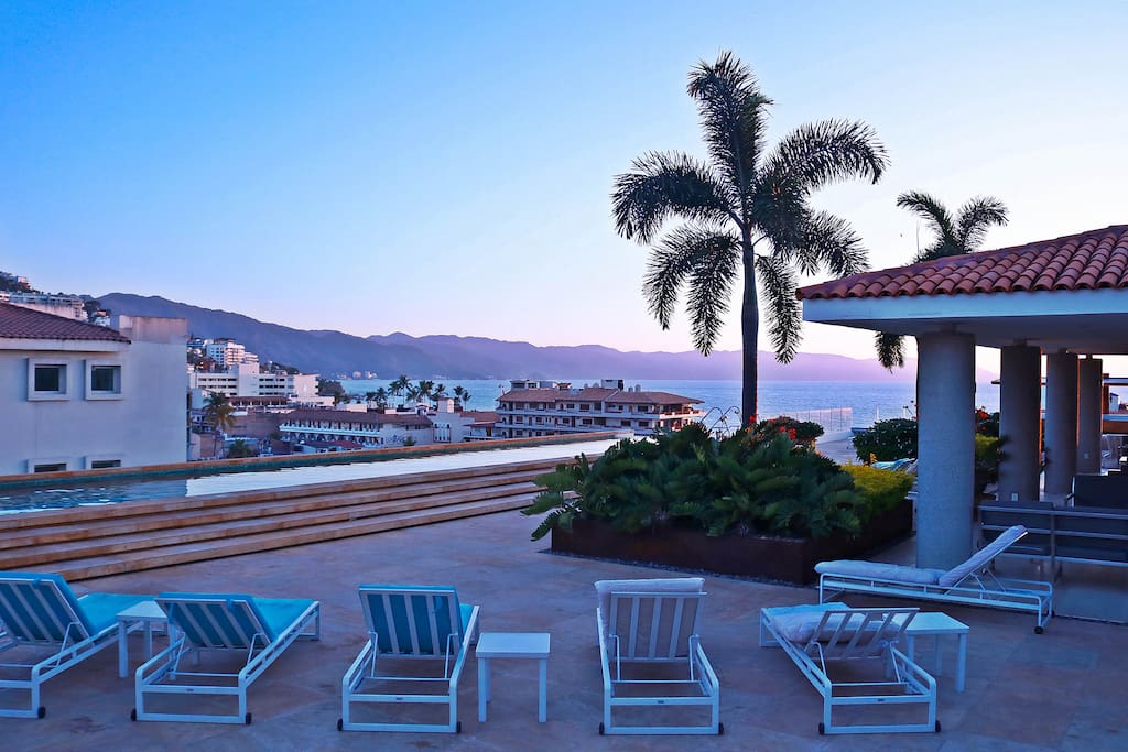 roof deck pool