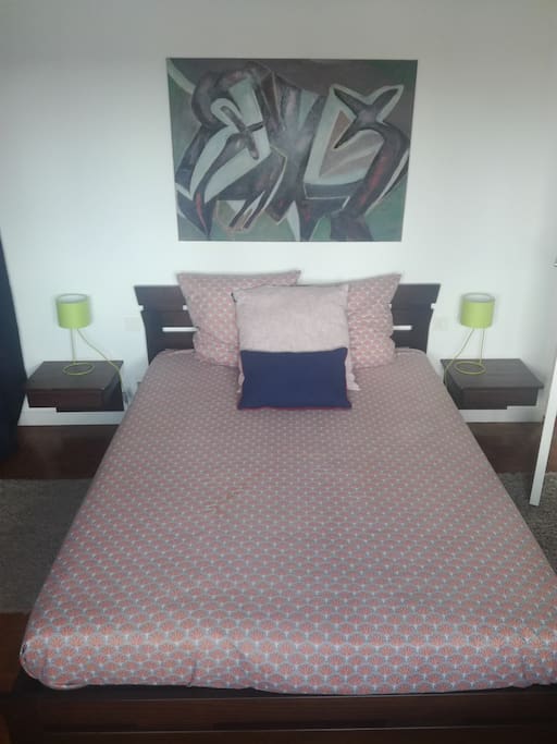 Votre Chambre 16 m2, très calme, vue sur jardin. Your Bedroom