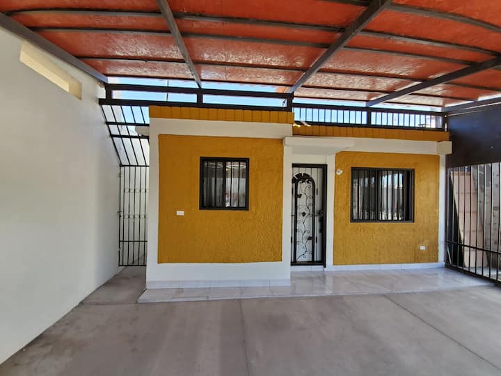 Beautiful 2bedroom house Great location Houses for Rent in