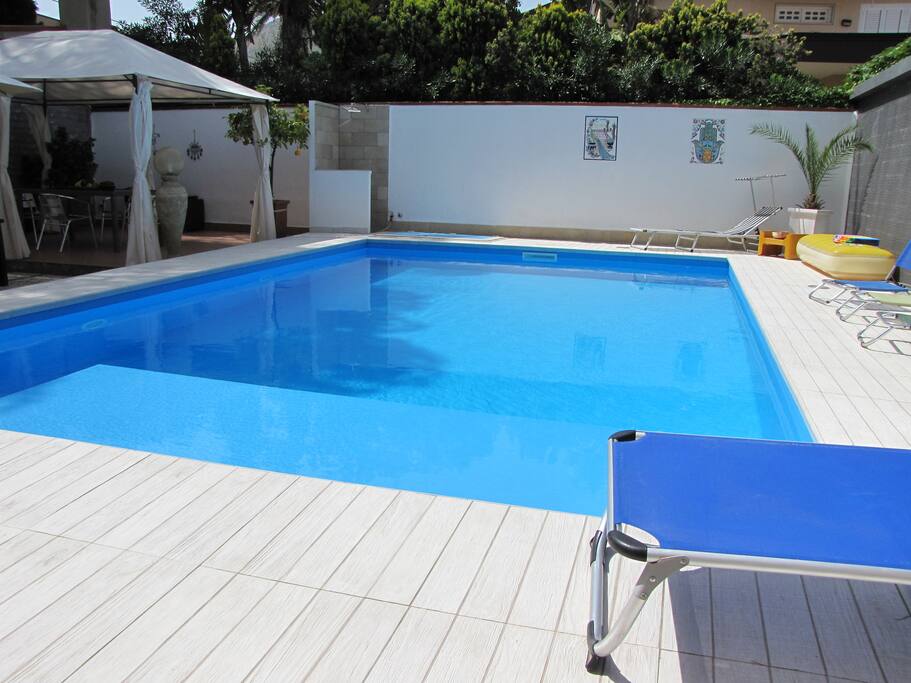 Piscina lato sud