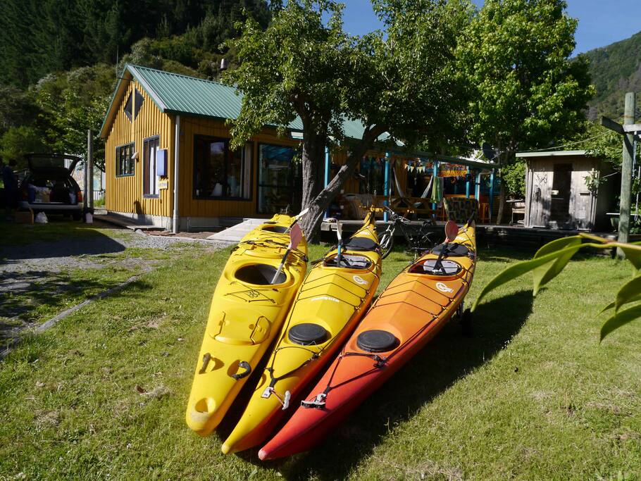 Things to do in the bay.