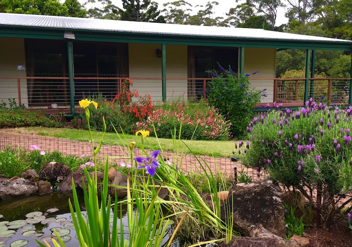 Bundara Idyllic Getaway in the Mountains Apartments for Rent in