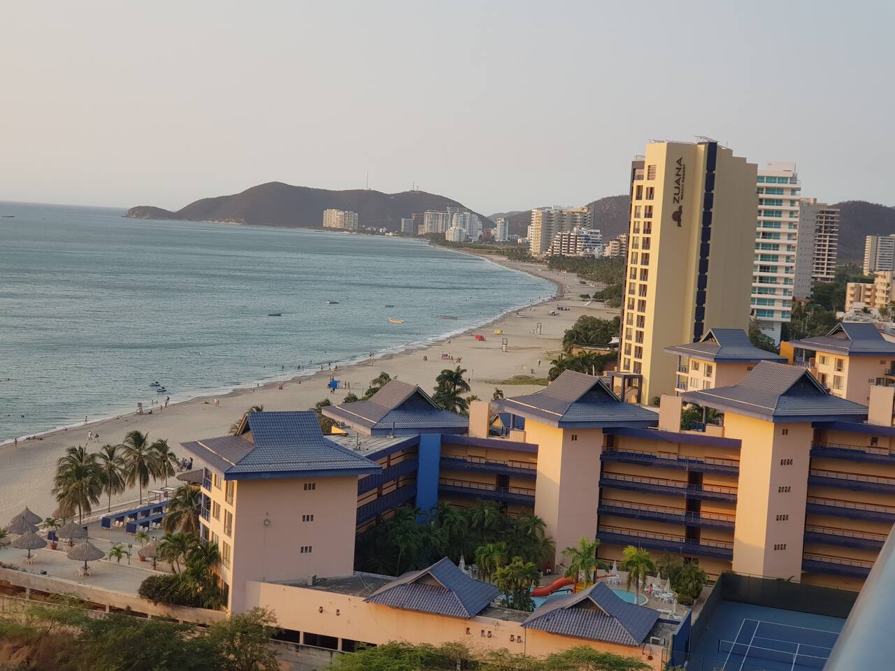 Apartamento en Two Towers vista y salida al mar Serviced apartments