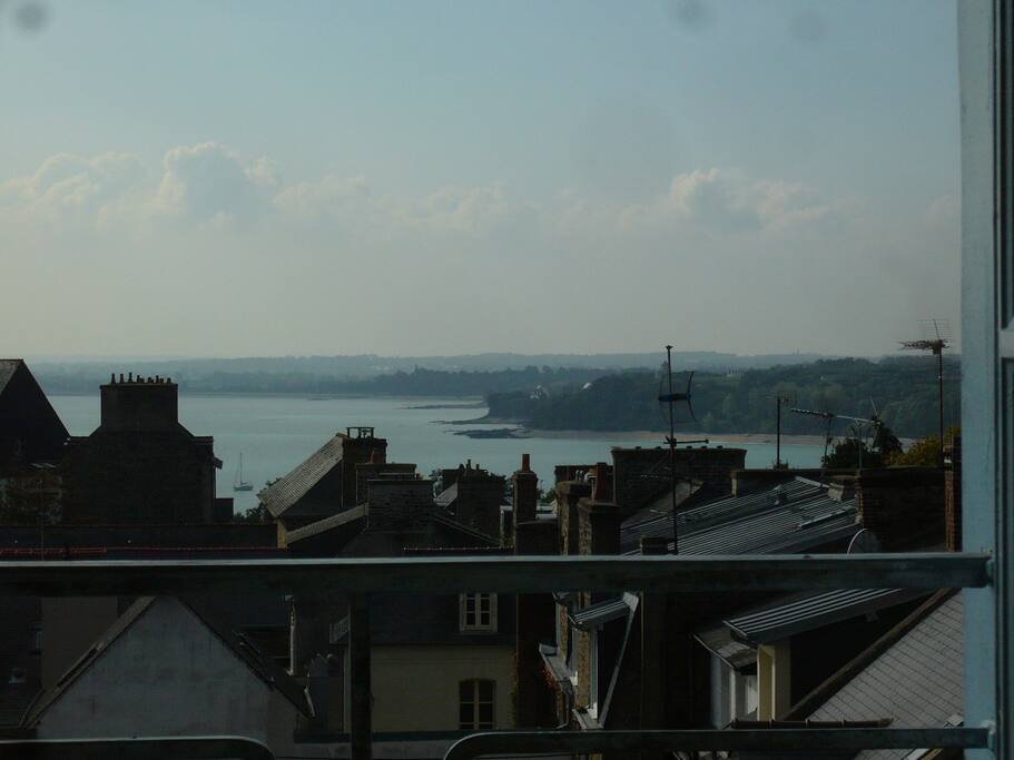 Vue sur la baie du mt st Michel