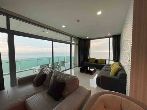 Luxury rooms w Panorama Ocean view &private beach