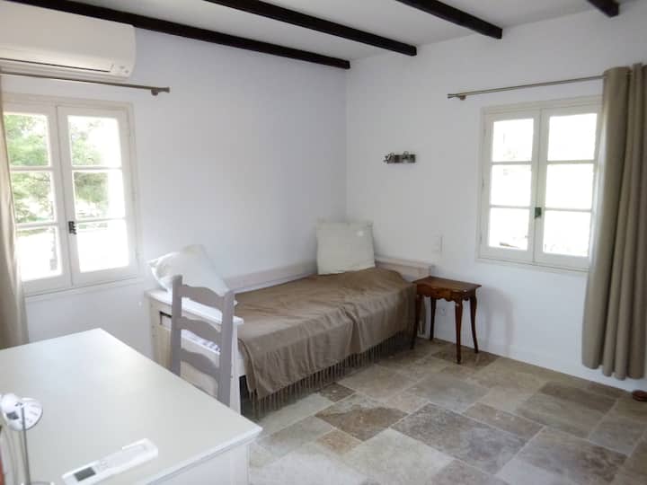 Спалня 3 на 1 - ви етаж, разтегателни легла