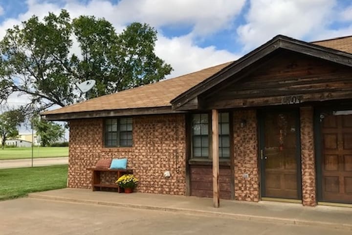 Airbnb Weatherford Vacation Rentals Places To Stay