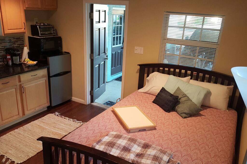Queen bed