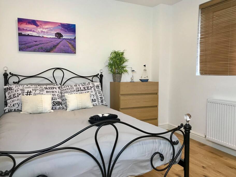 2 Bedroom