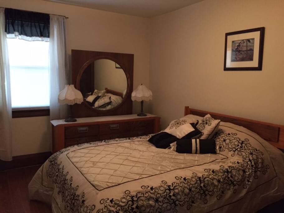 Enjoy the Master Bedroom with Queen Bed