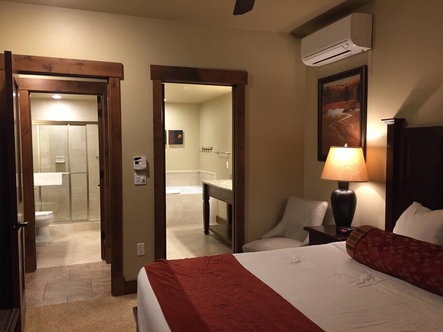 Bedroom / Bath