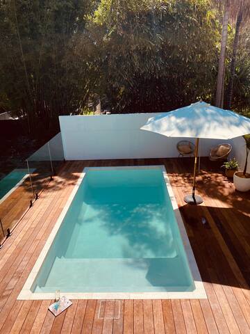 TEMPLE BEACH HOUSE gallery image 4