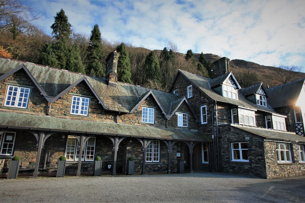 Ravenstone Frontage