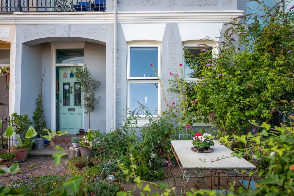 The front garden is a lovely place to have your breakfast on a sunny day.