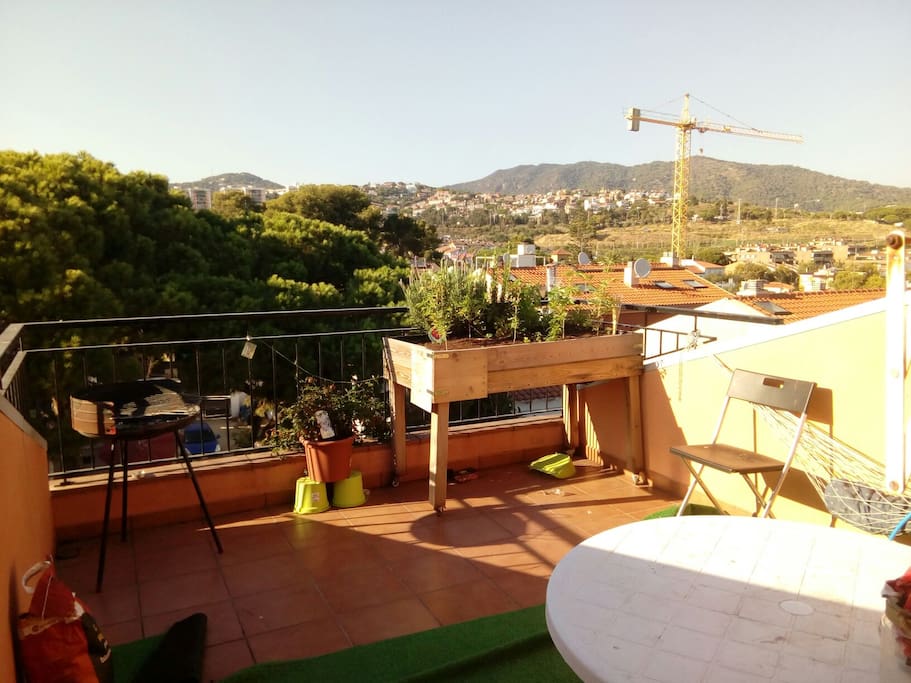 terraza barbacoa con vistas al mar