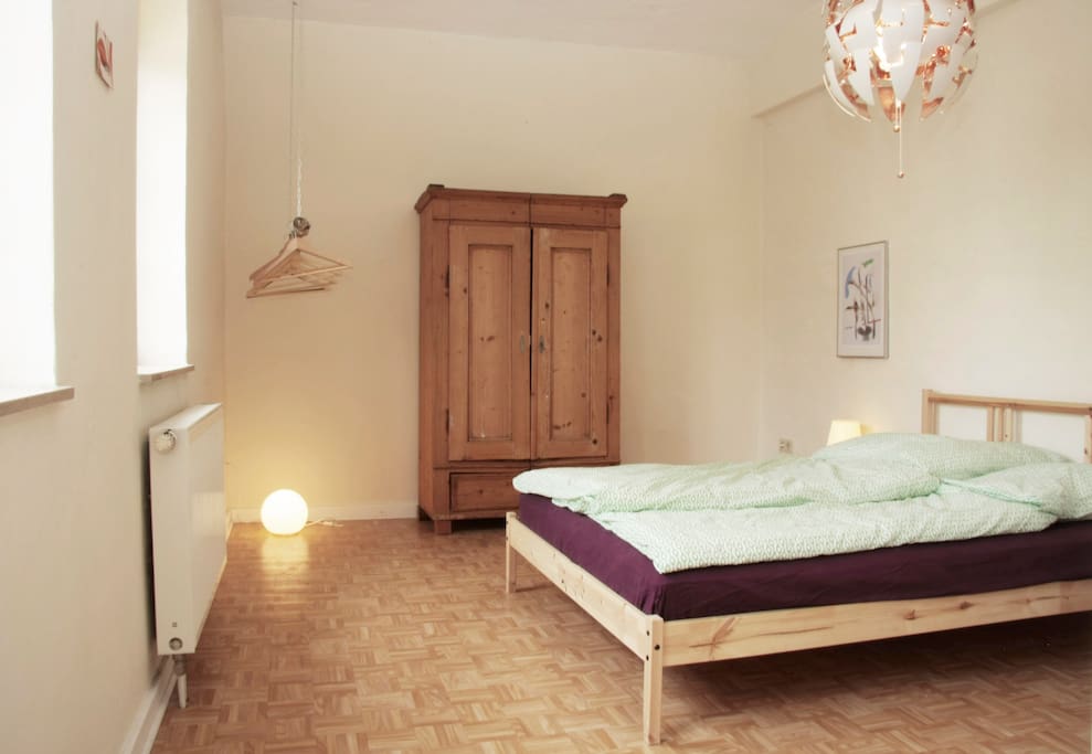Schlafzimmer 1 (oben)