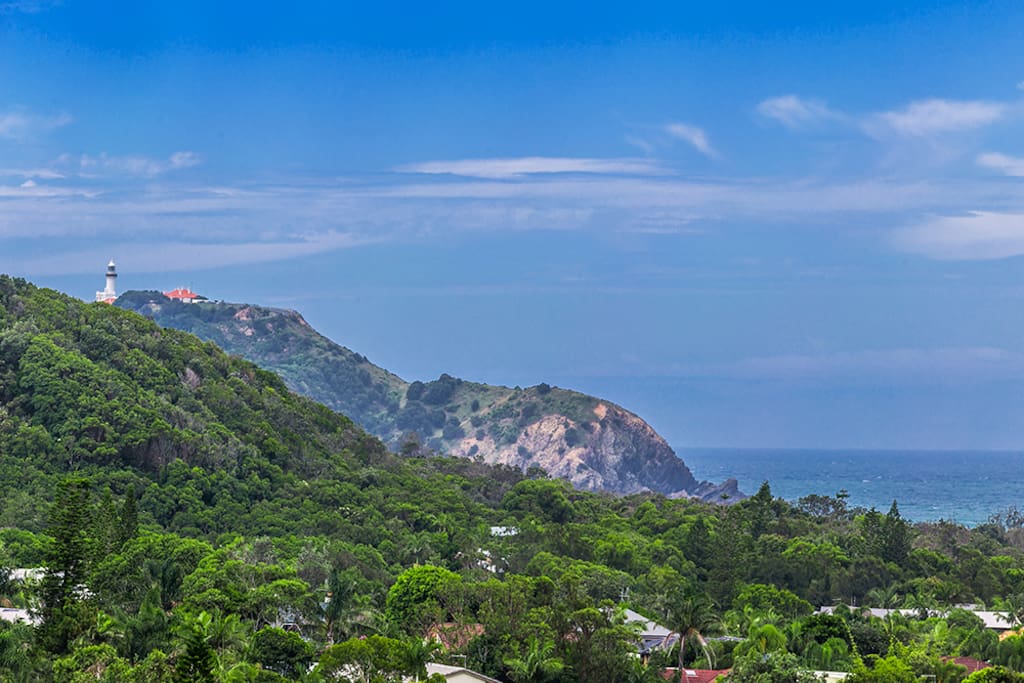 View the entire length of Tallow Beach from Byron Bay Lighthouse