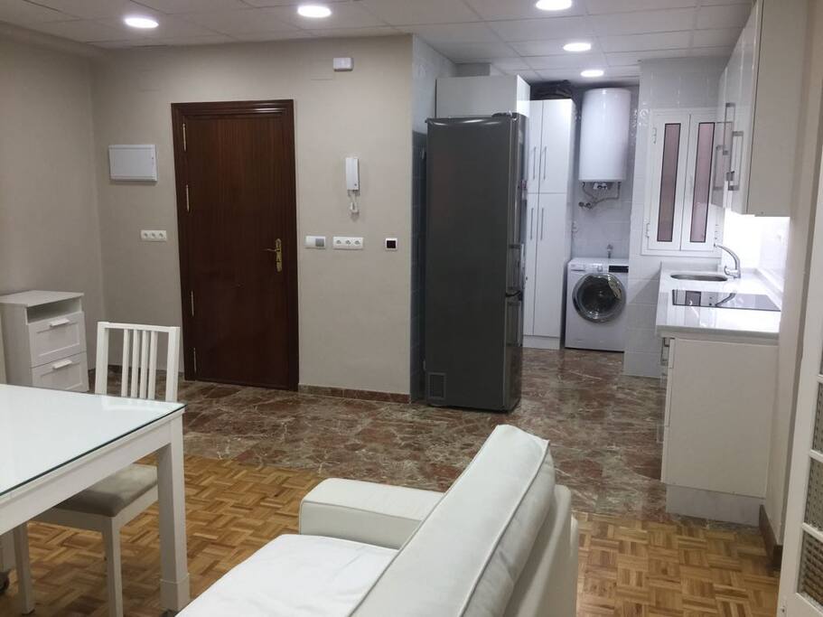 Todo el mobiliario nuevo
